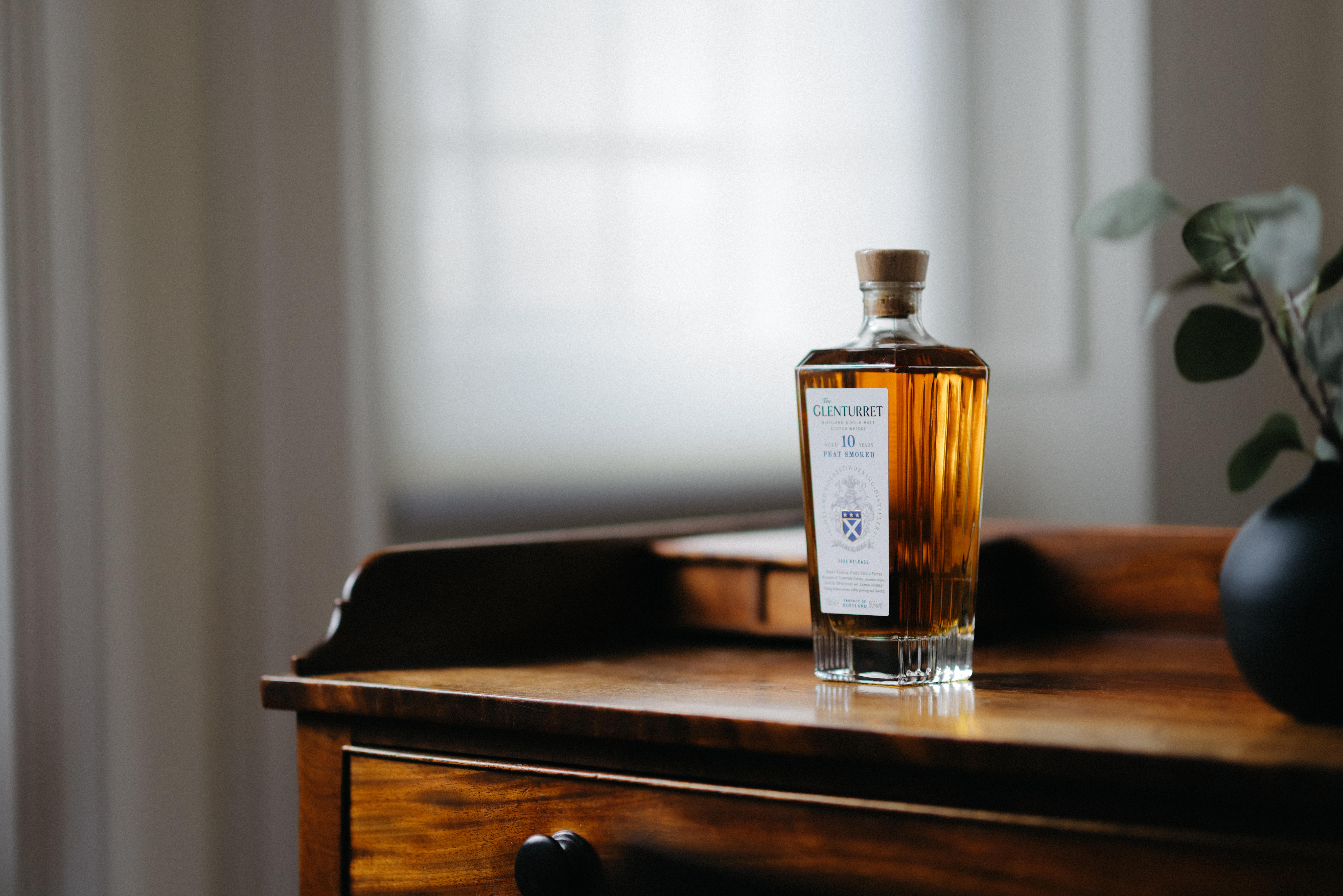 August-photography-2023-10008236782-the-glenturret-peat-smoked-10-year-old-2022-release-highland-single-malt-scotch-whisky-1